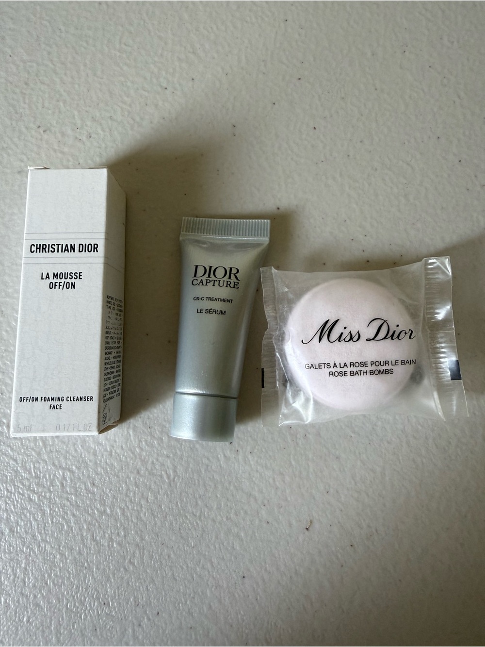 Dior Capture Le Sérum in & Pink Bath Bomb